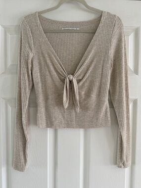 Abercrombie & Fitch Tie-Front Ribbed Long Sleeve Top
